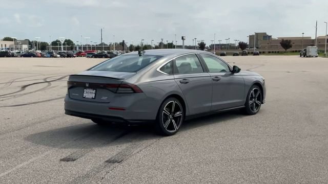 Used 2024 Honda Accord Sport image 8