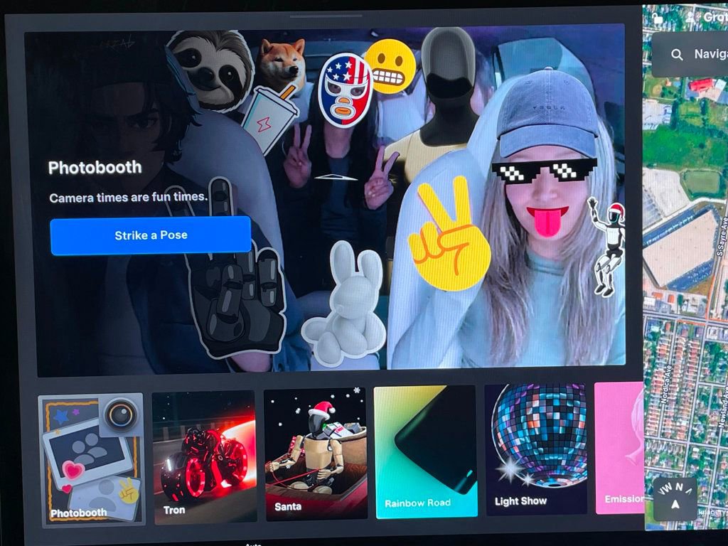 Used 2022 Tesla Model X Plaid image 43