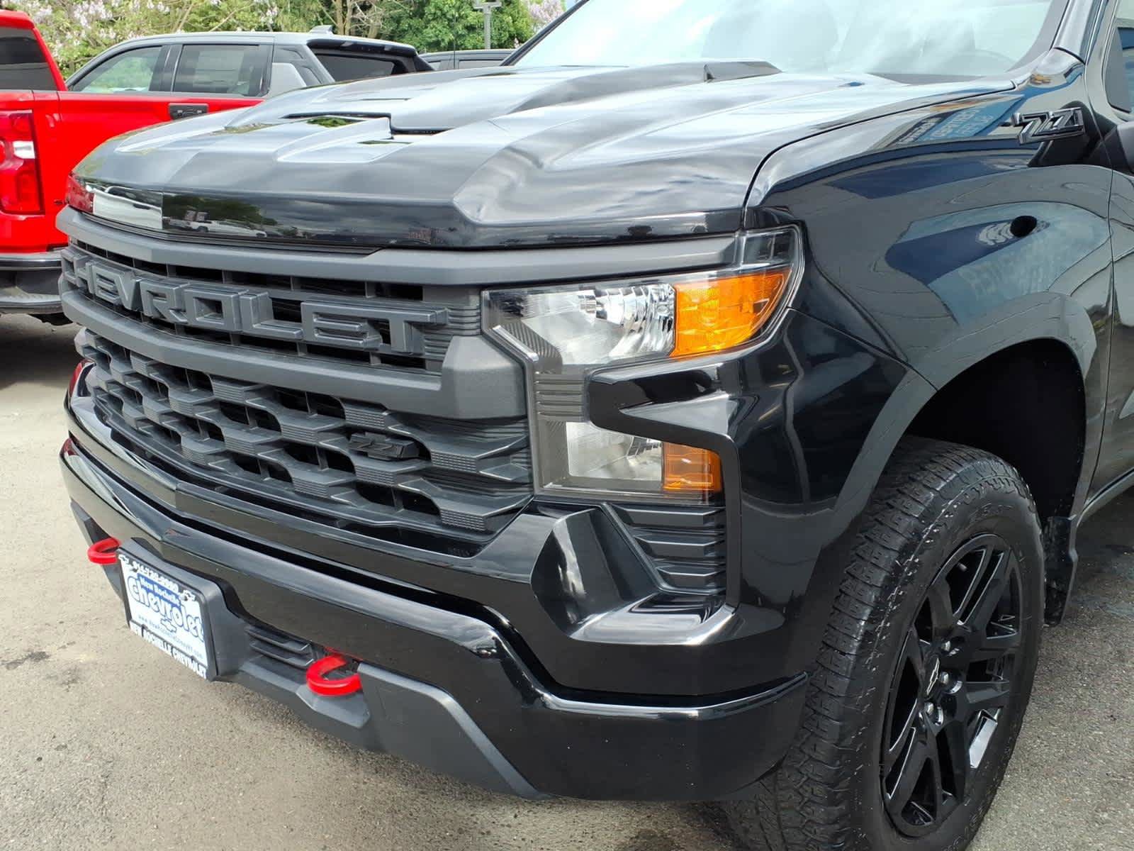 Used 2024 Chevrolet Silverado 1500 Custom Trail Boss AWD/4WD image 7