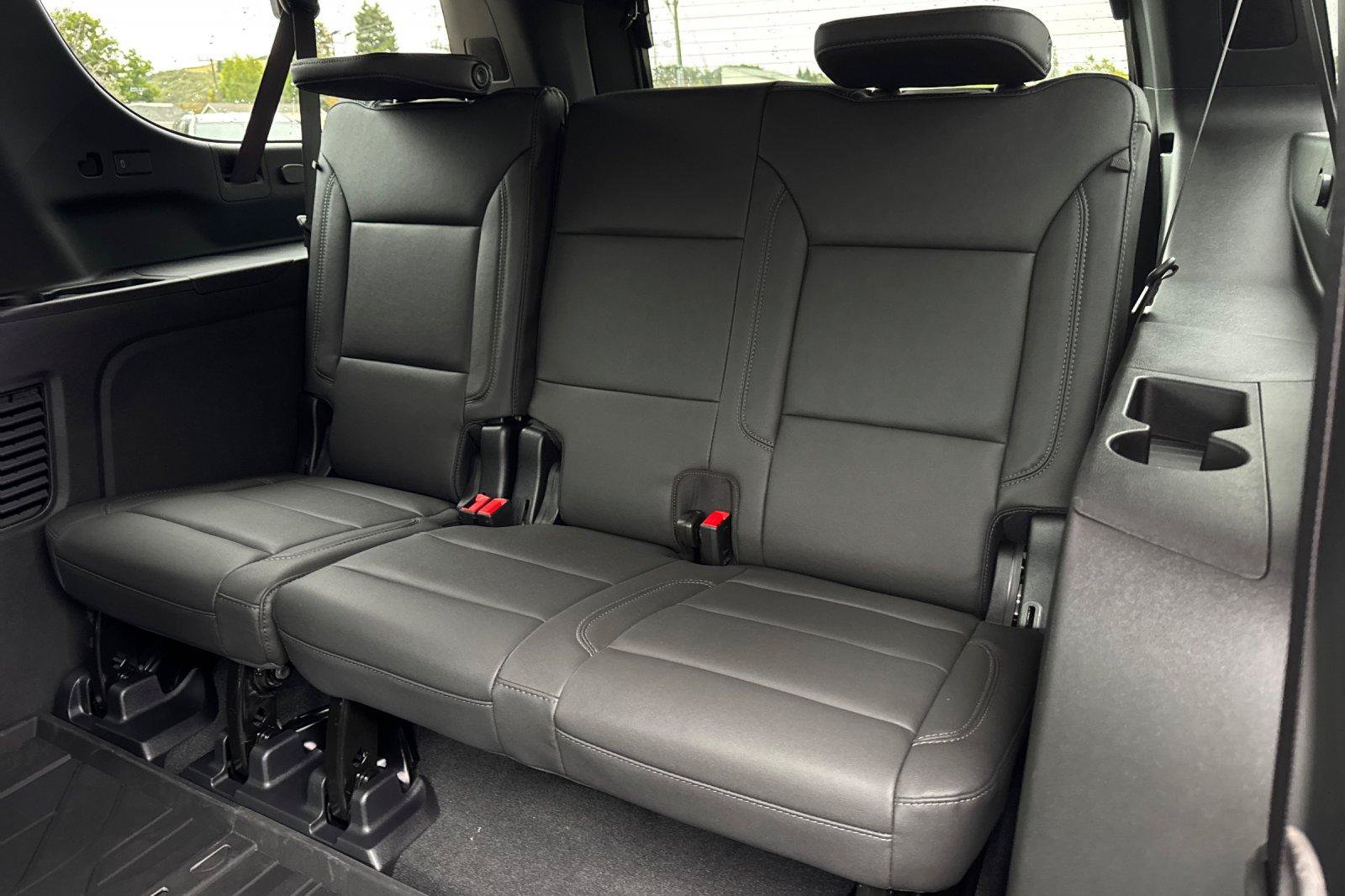 New 2026 Chevrolet Suburban LT w/ Comfort Package AWD/4WD image 20