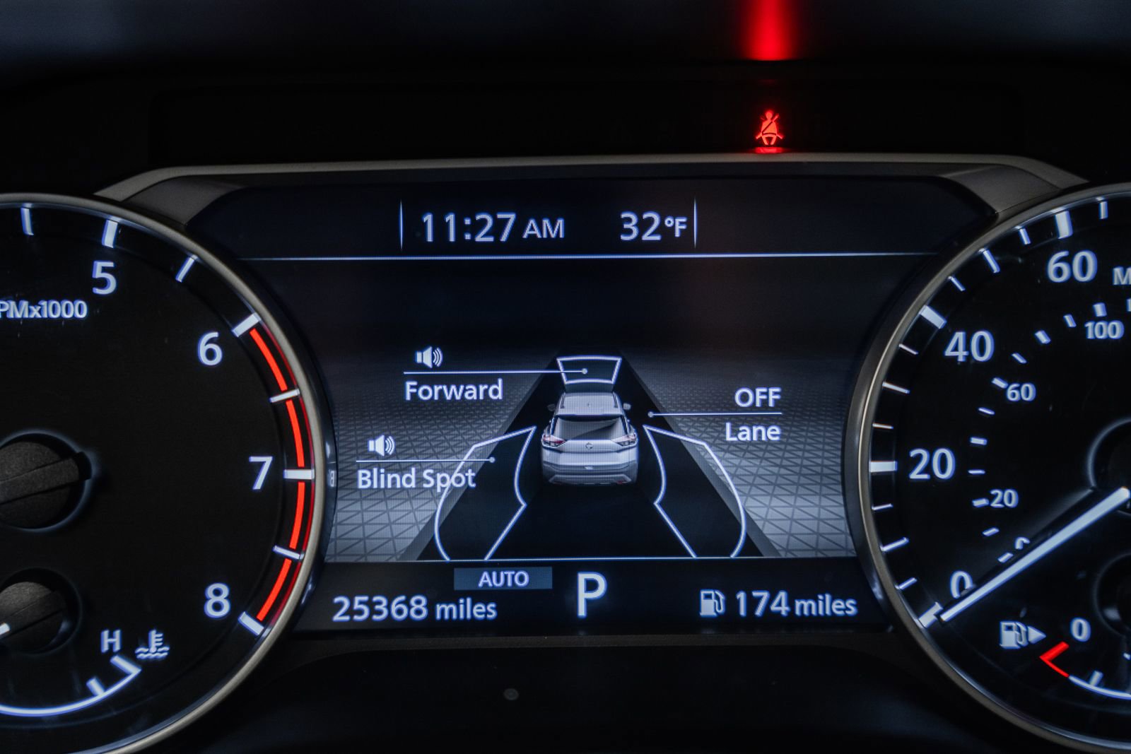 Used 2023 Nissan Rogue SL image 48