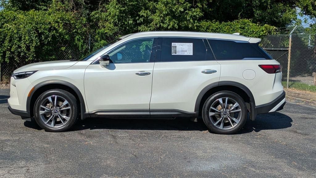 Used 2024 INFINITI QX60 Luxe w/ Vision Package image 6