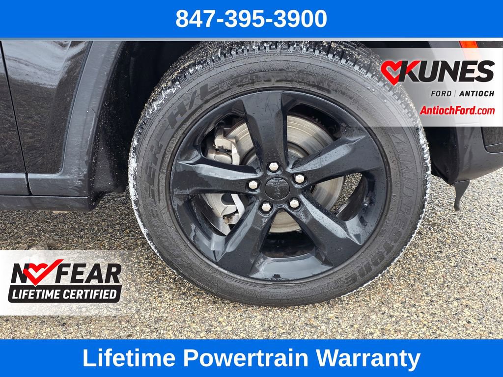 Used 2024 Jeep Grand Cherokee L Altitude image 9