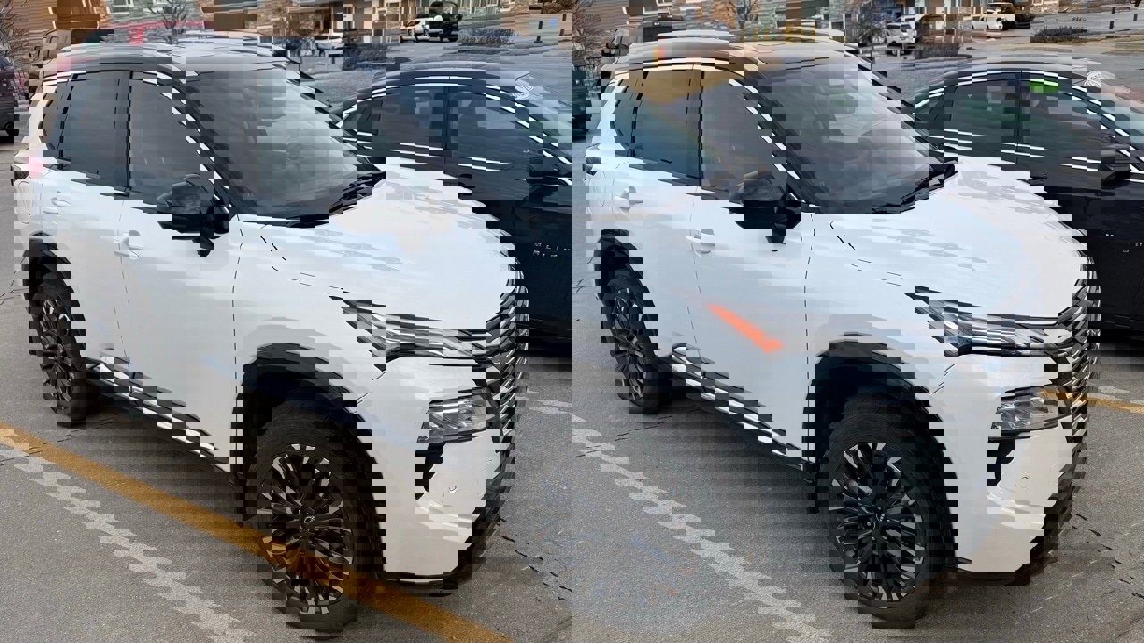 Used 2024 Nissan Rogue Platinum w/ Platinum Premium Package image 6