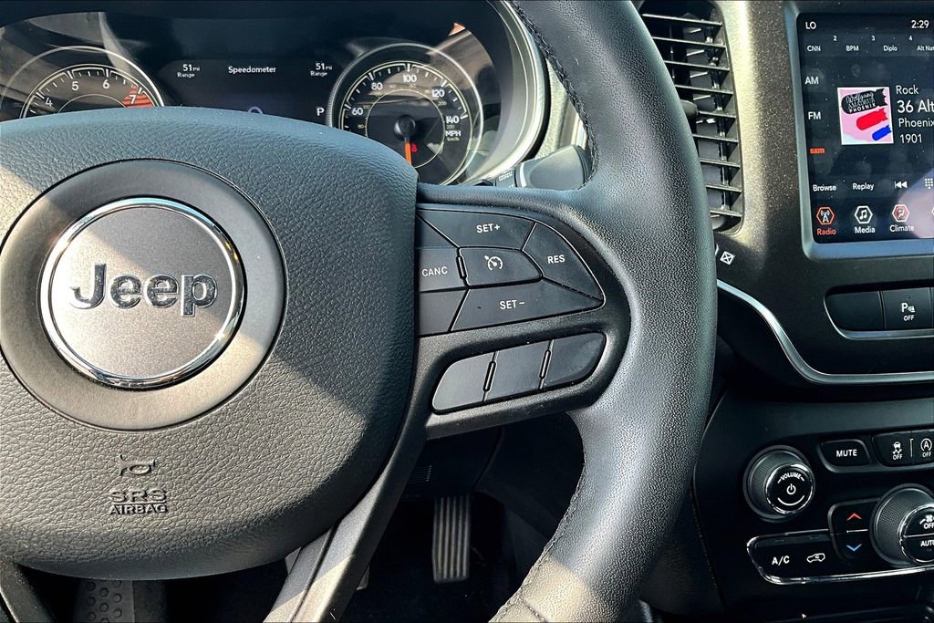 Used 2021 Jeep Cherokee Trailhawk w/ Comfort/Convenience Group image 18