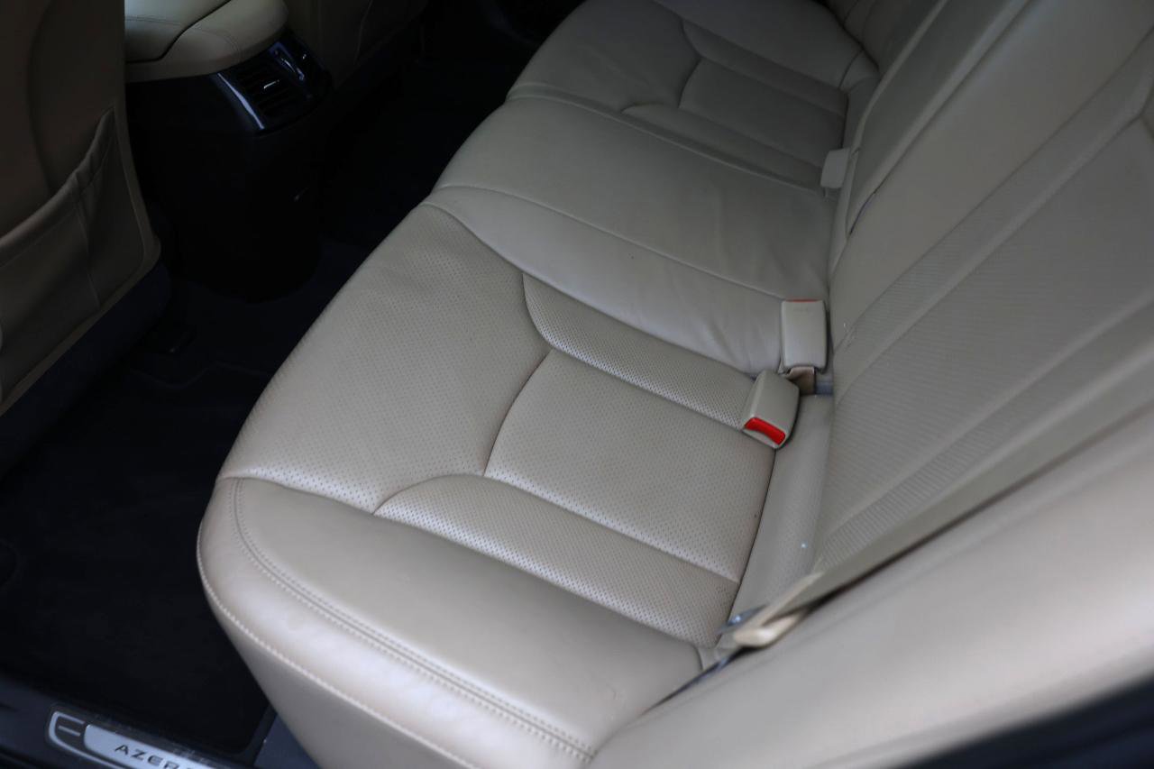 Used 2013 Hyundai Azera w/ Technology Pkg image 8