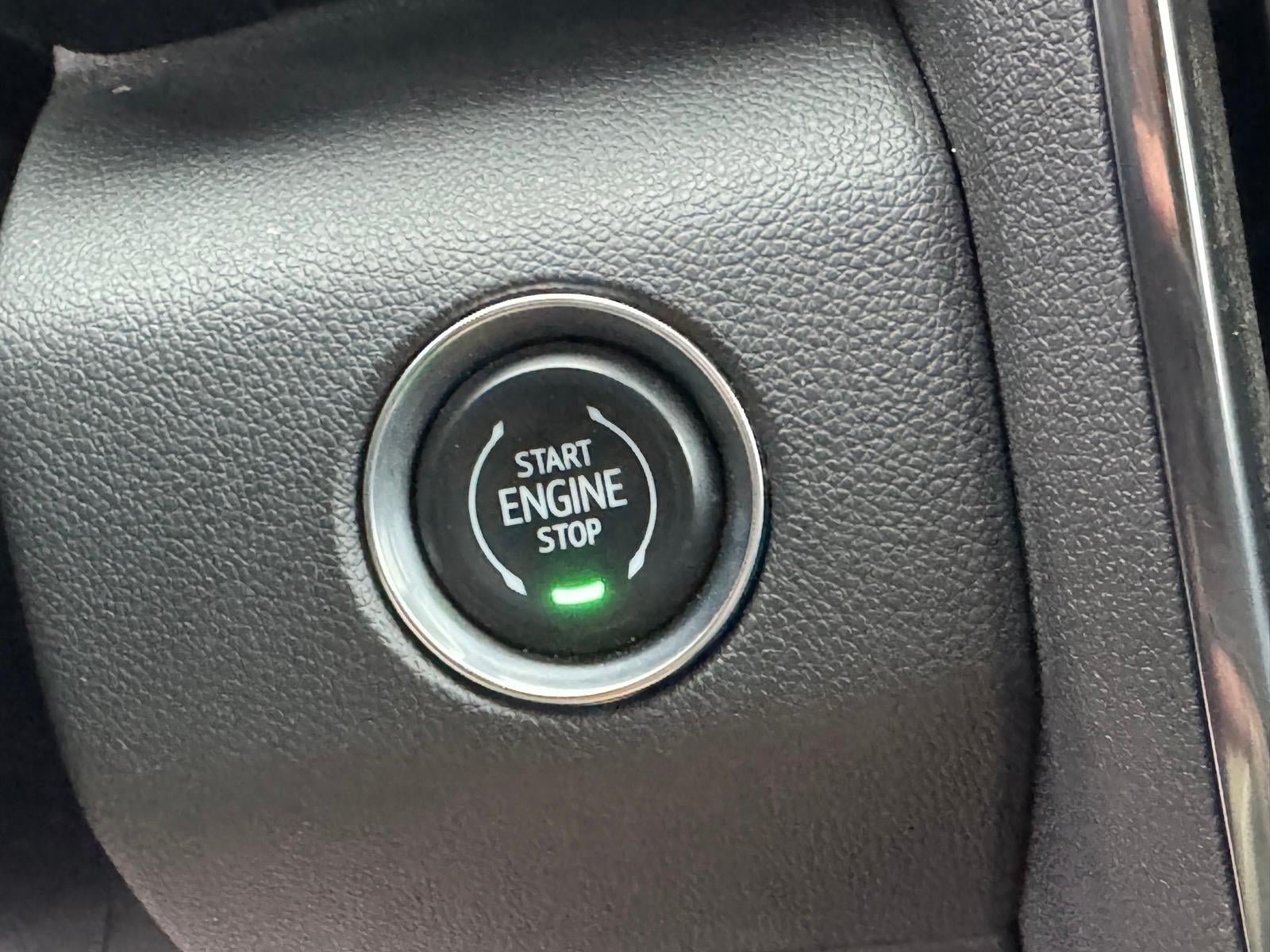 Used 2025 GMC Acadia AT4 w/ Super Cruise Package AWD/4WD image 15