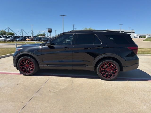Used 2023 Ford Explorer ST w/ Equipment Group 401A image 9