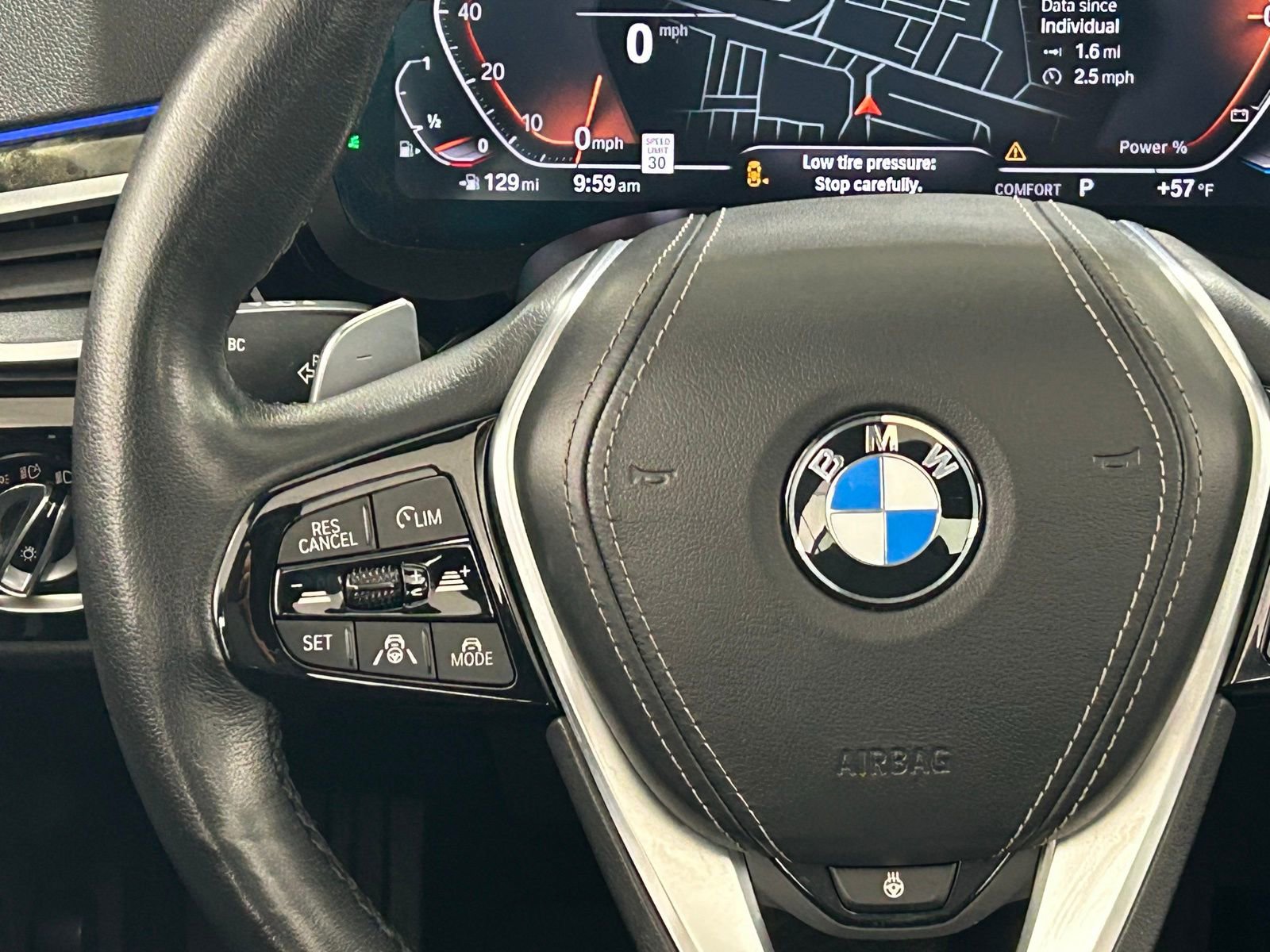 Used 2023 BMW 540i xDrive w/ Premium Package image 11