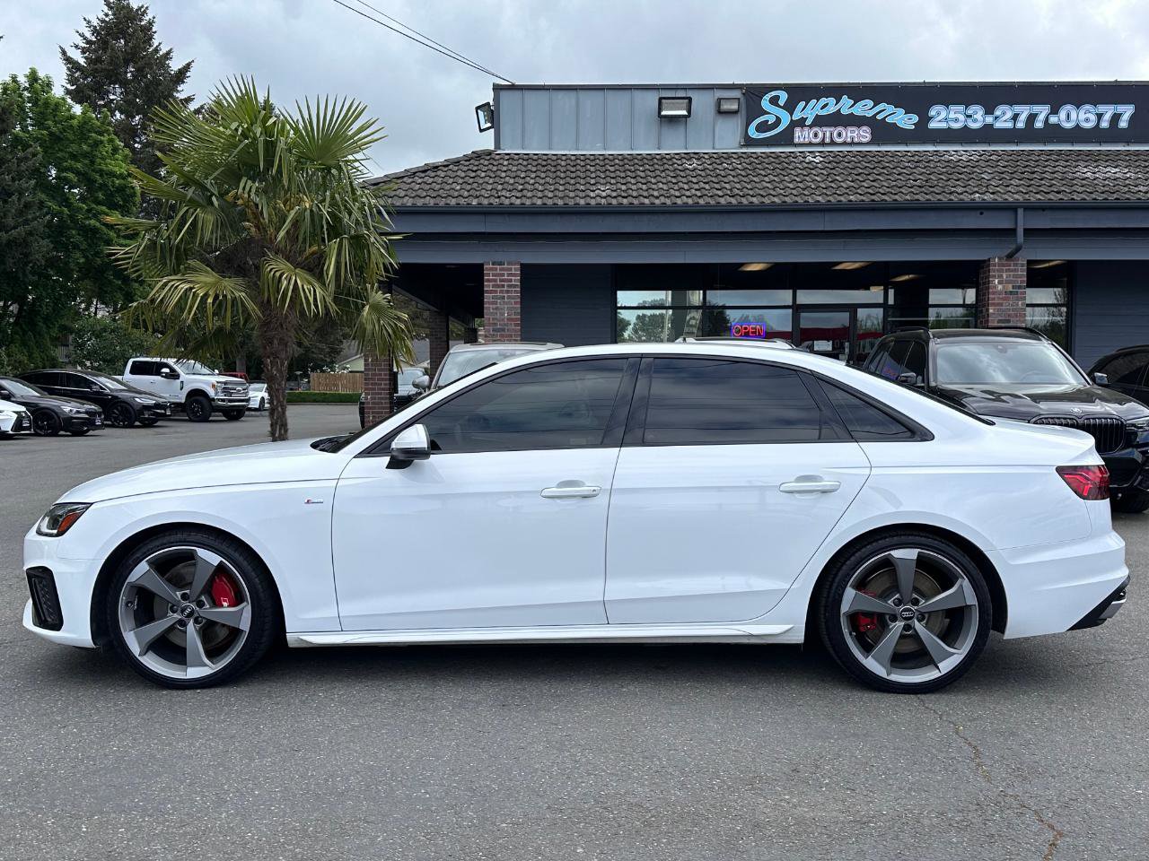 Used 2021 Audi A4 2.0T Premium Plus w/ Premium Plus Package AWD/4WD image 3