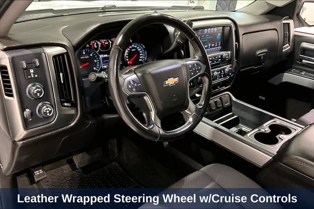 Used 2018 Chevrolet Silverado 1500 LT w/ Redline Edition AWD/4WD image 24