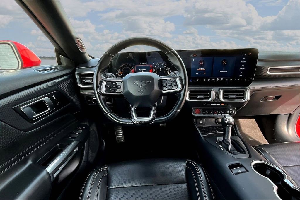 Used 2024 Ford Mustang Premium image 10