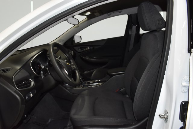 Used 2024 Chevrolet Malibu LT FWD image 30