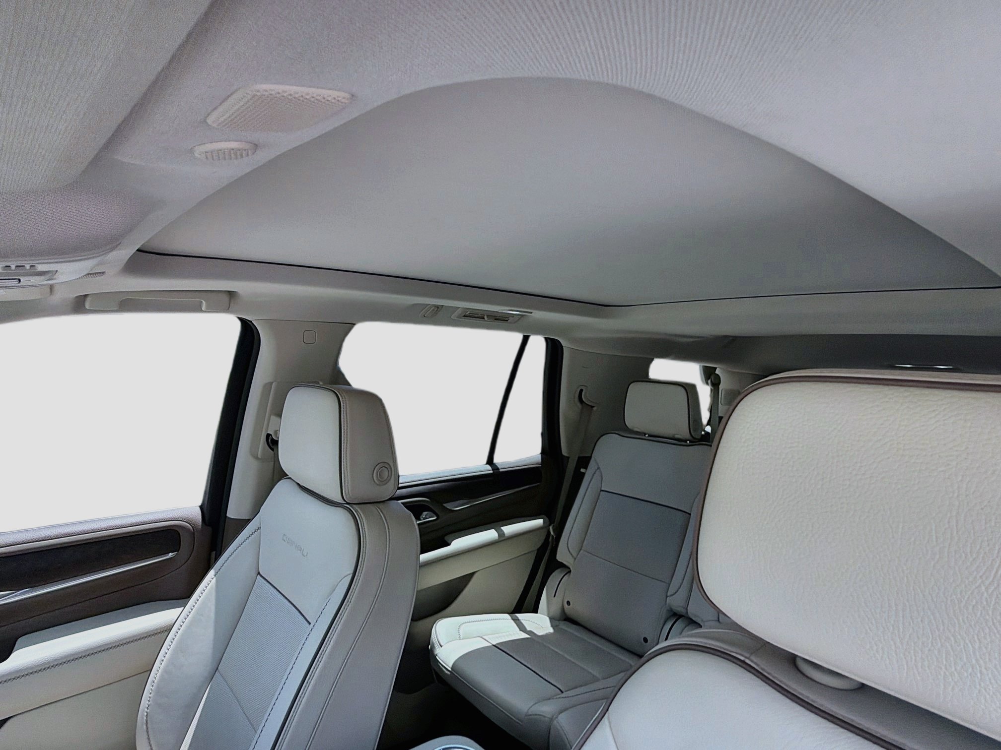 Used 2023 GMC Yukon Denali AWD/4WD image 29