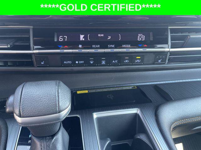 Certified 2022 Toyota Sienna XLE Woodland Edition AWD/4WD image 25