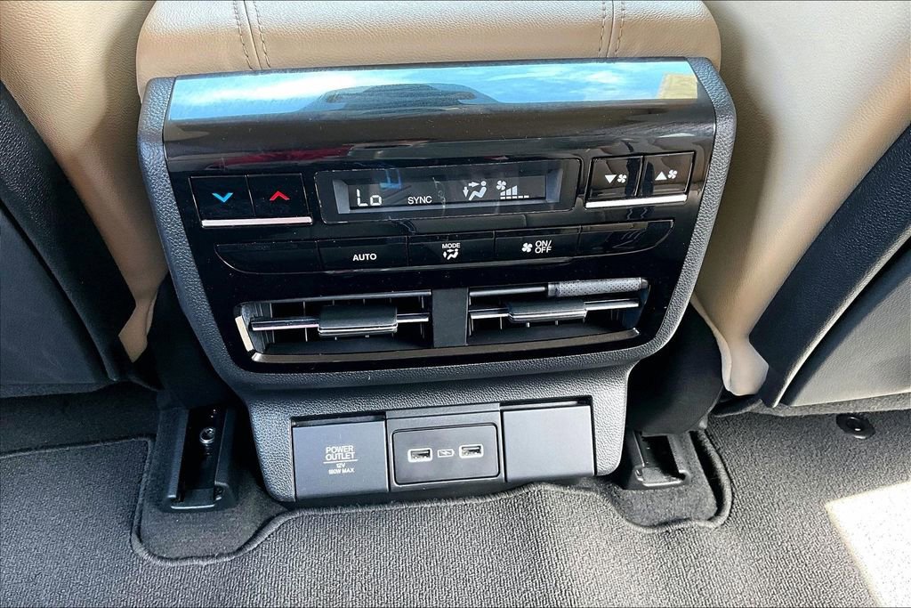 Used 2022 Acura MDX FWD image 10