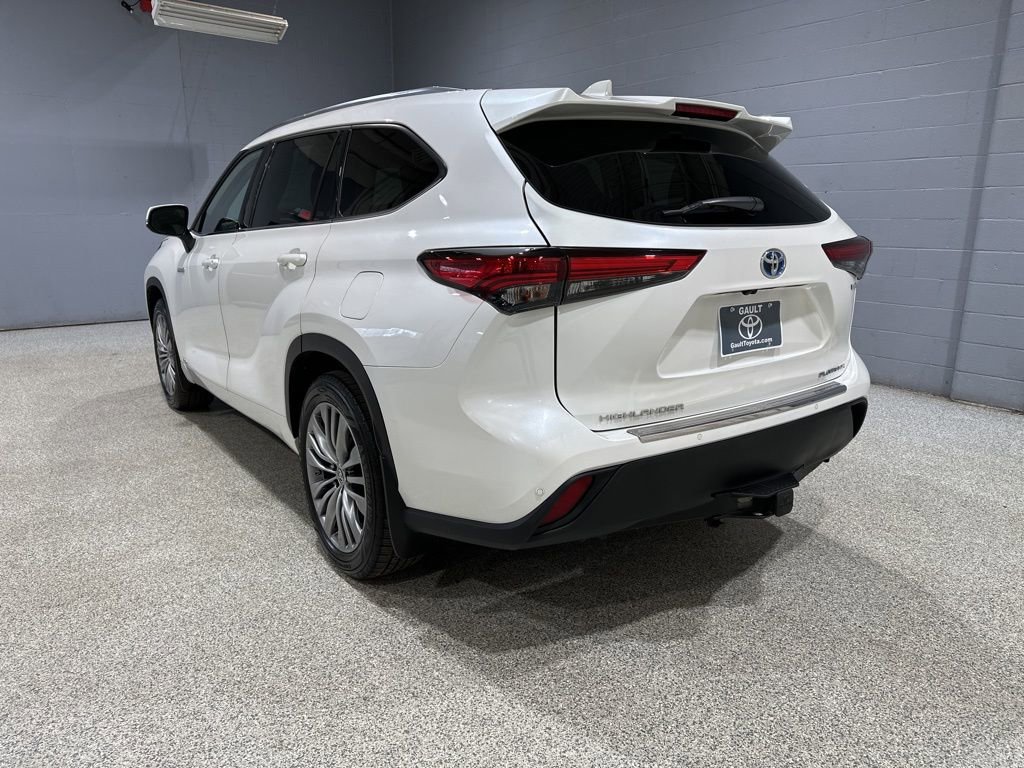 Certified 2020 Toyota Highlander Platinum AWD/4WD image 7