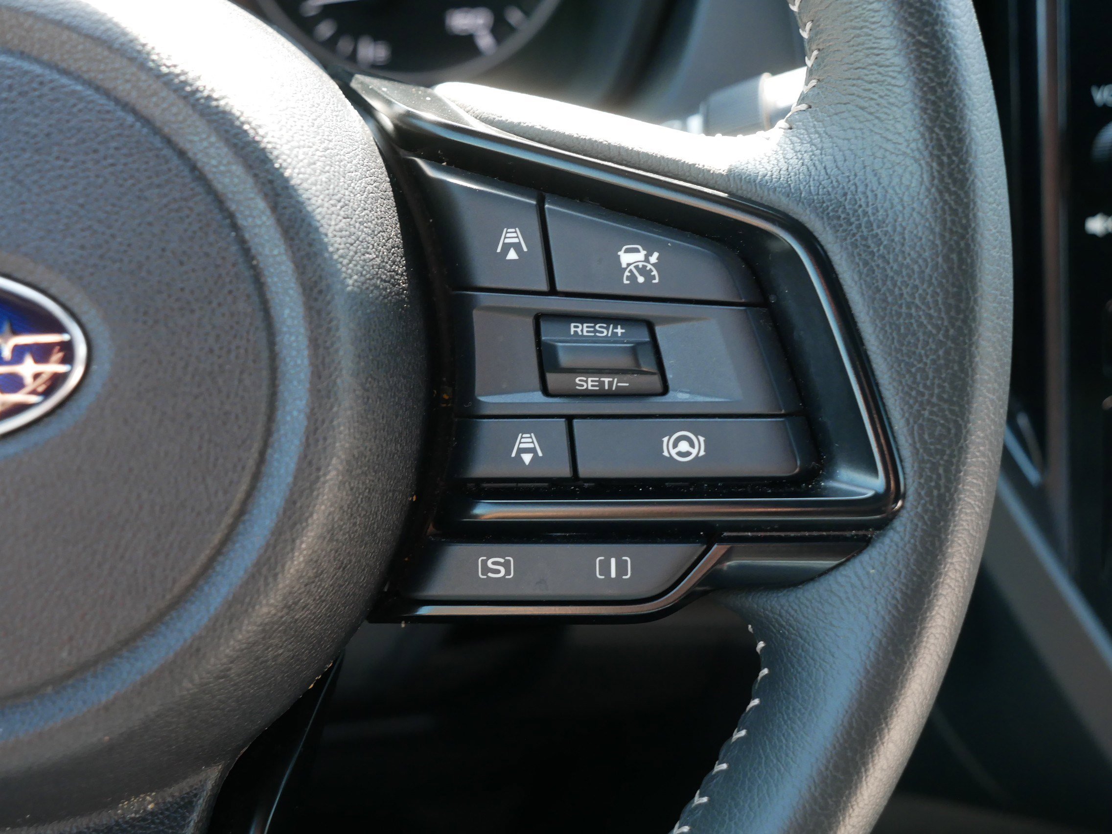 Certified 2025 Subaru Forester Premium image 30