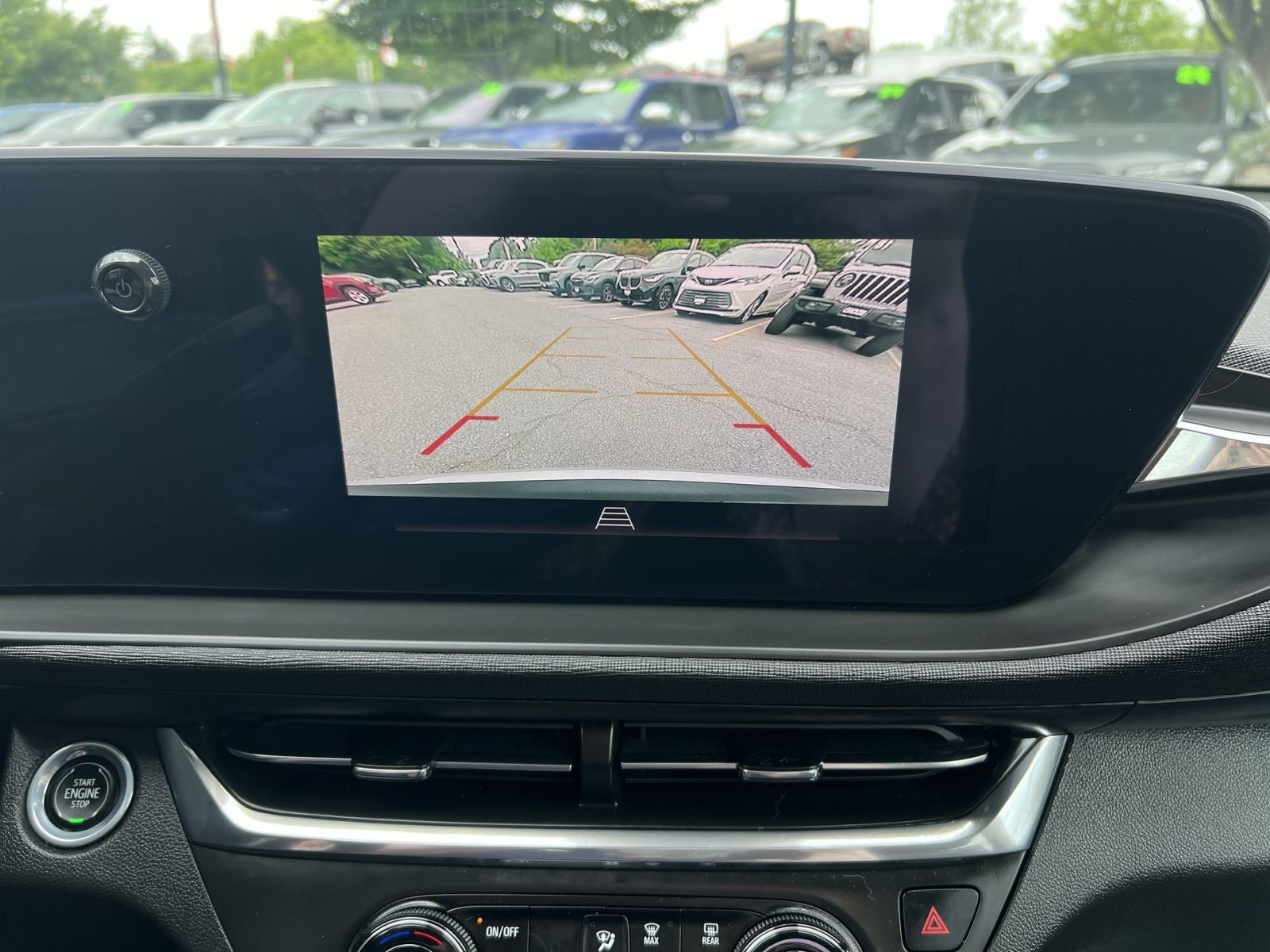 Used 2024 Buick Envista Preferred FWD image 18