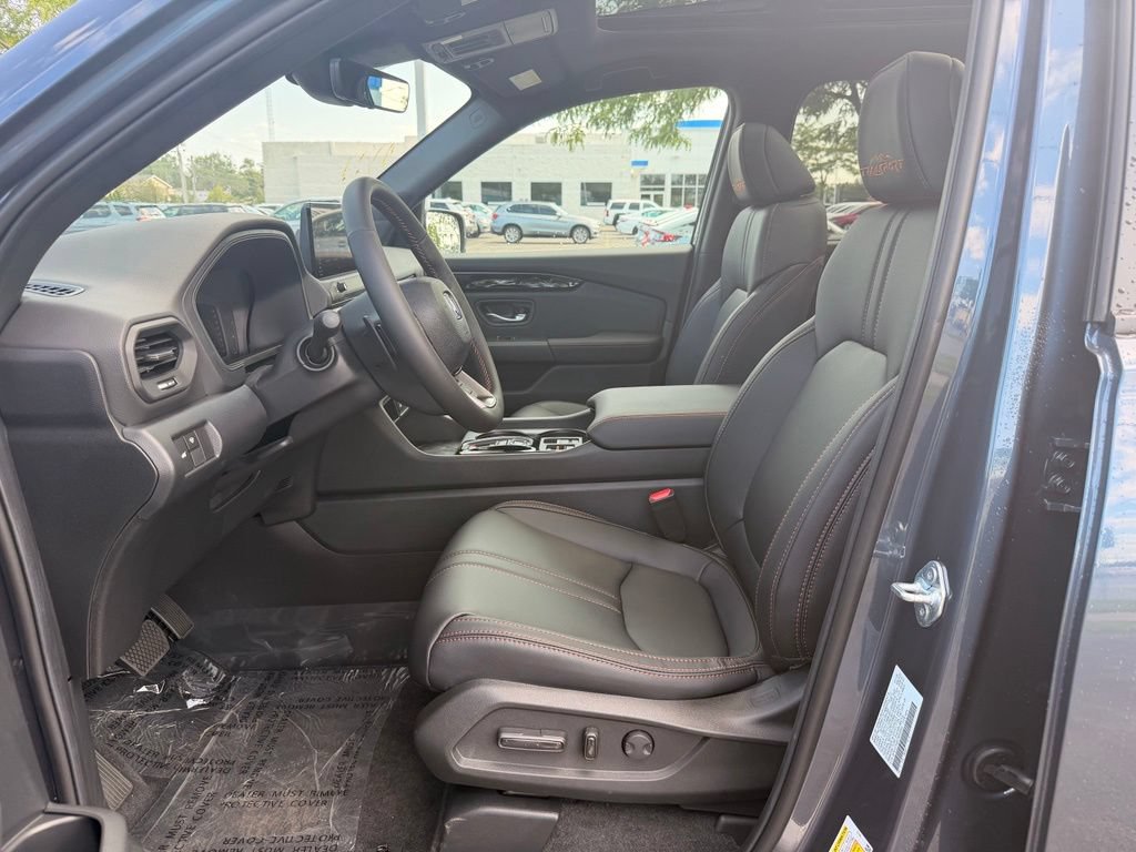 New 2026 Honda Pilot TrailSport image 12