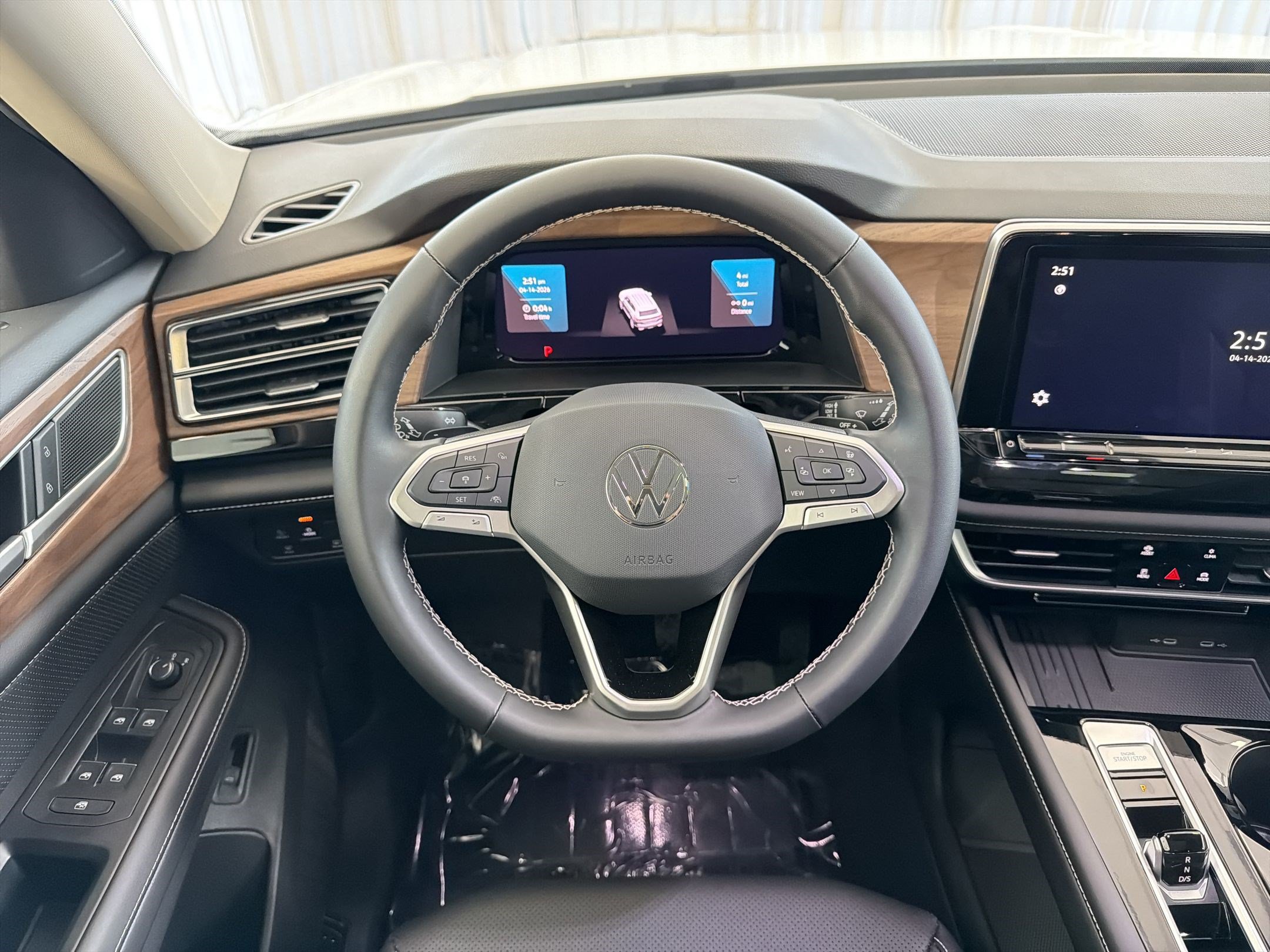 New 2026 Volkswagen Atlas SE FWD image 23
