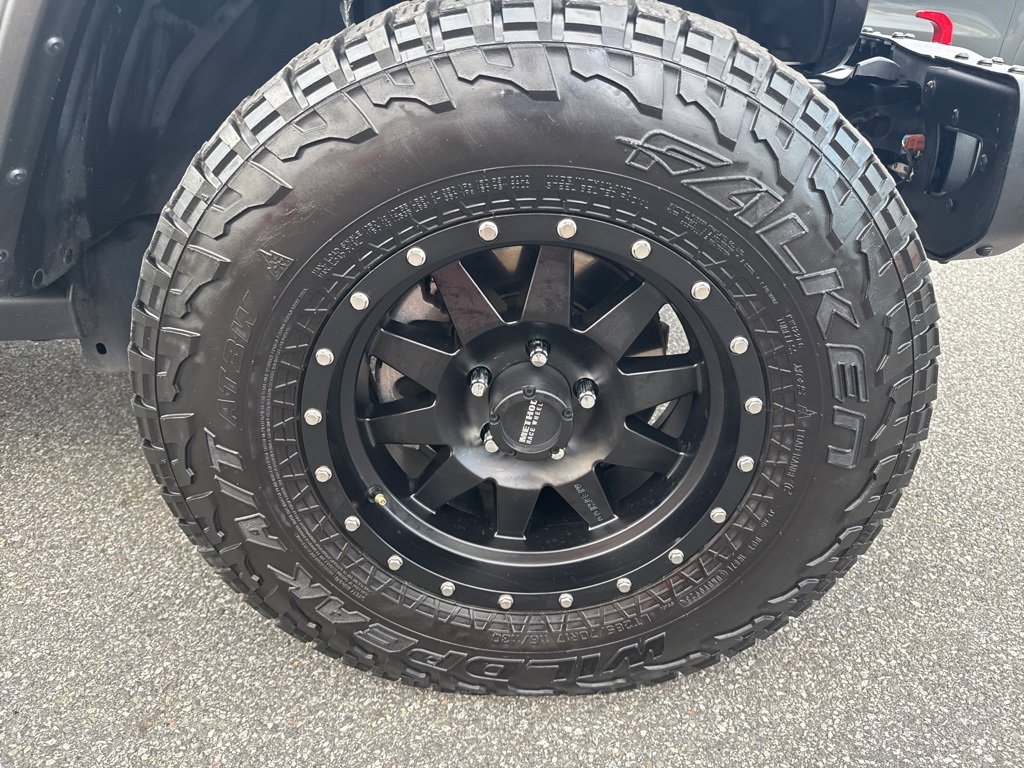 Used 2023 Jeep Gladiator Rubicon w/ LED Lighting Group image 14