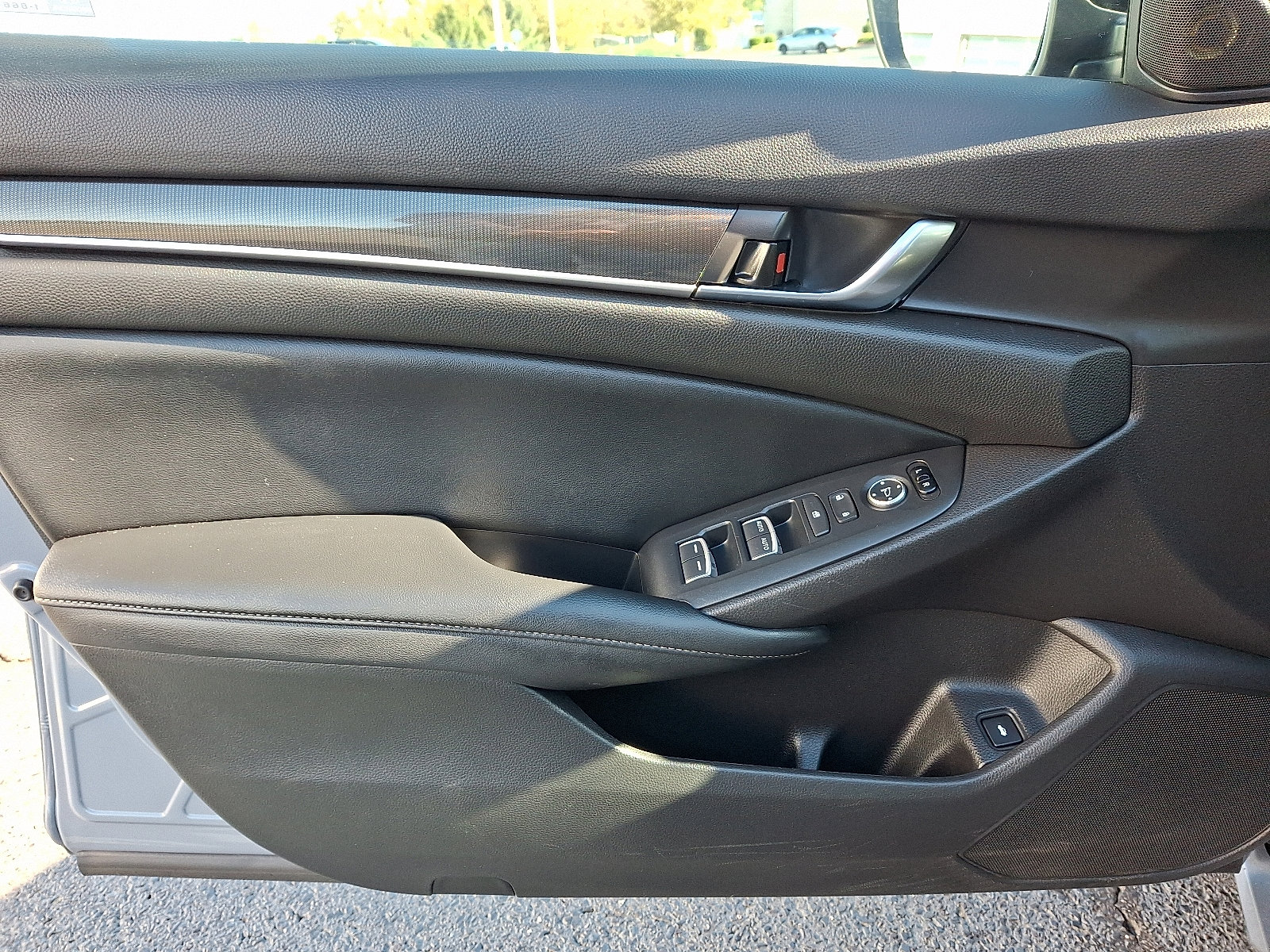 Used 2022 Honda Accord Sport image 12