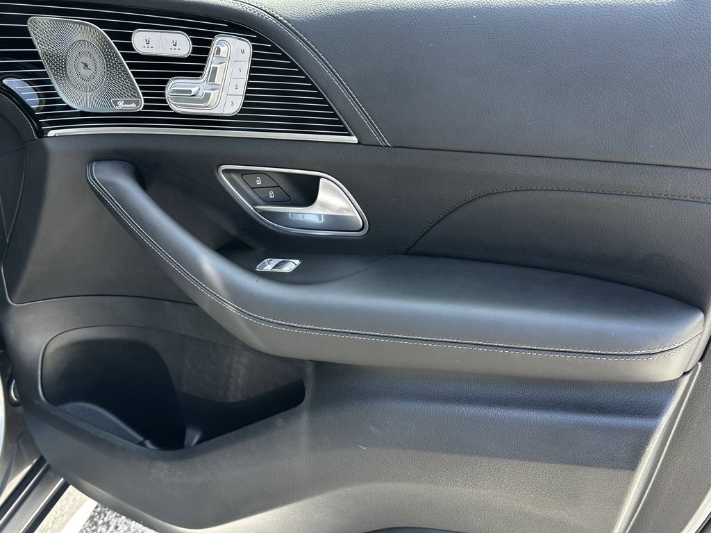 Certified 2025 Mercedes-Benz GLS 450 4MATIC image 16
