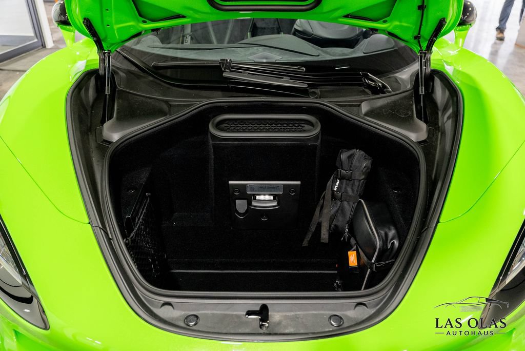 Used 2026 McLaren 750S Spider RWD image 77