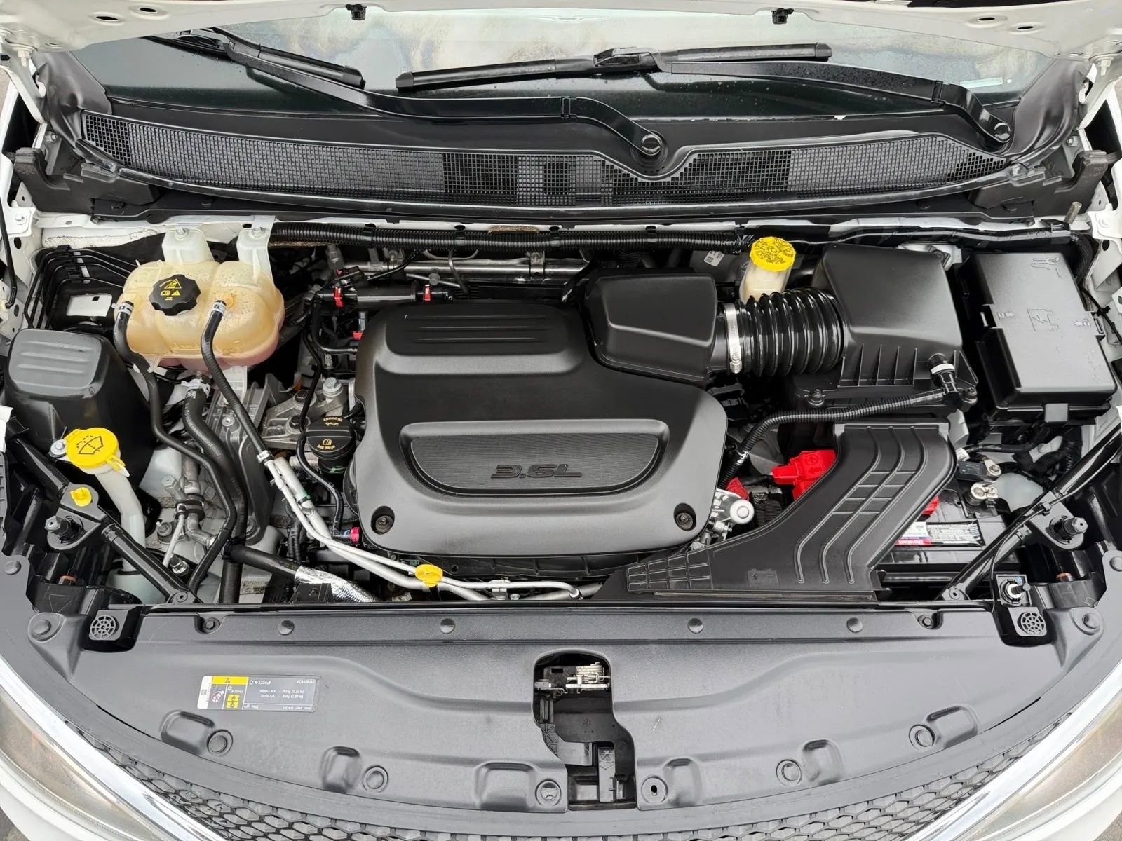 Used 2020 Chrysler Pacifica Touring-L image 24