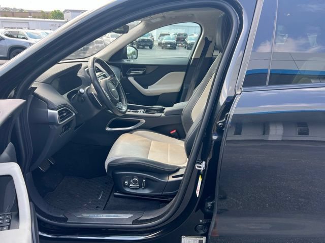 Used 2019 Jaguar F-PACE R-Sport AWD/4WD image 28