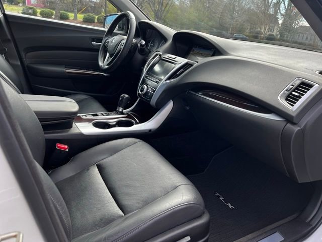 Used 2017 Acura TLX w/ Technology Package image 24