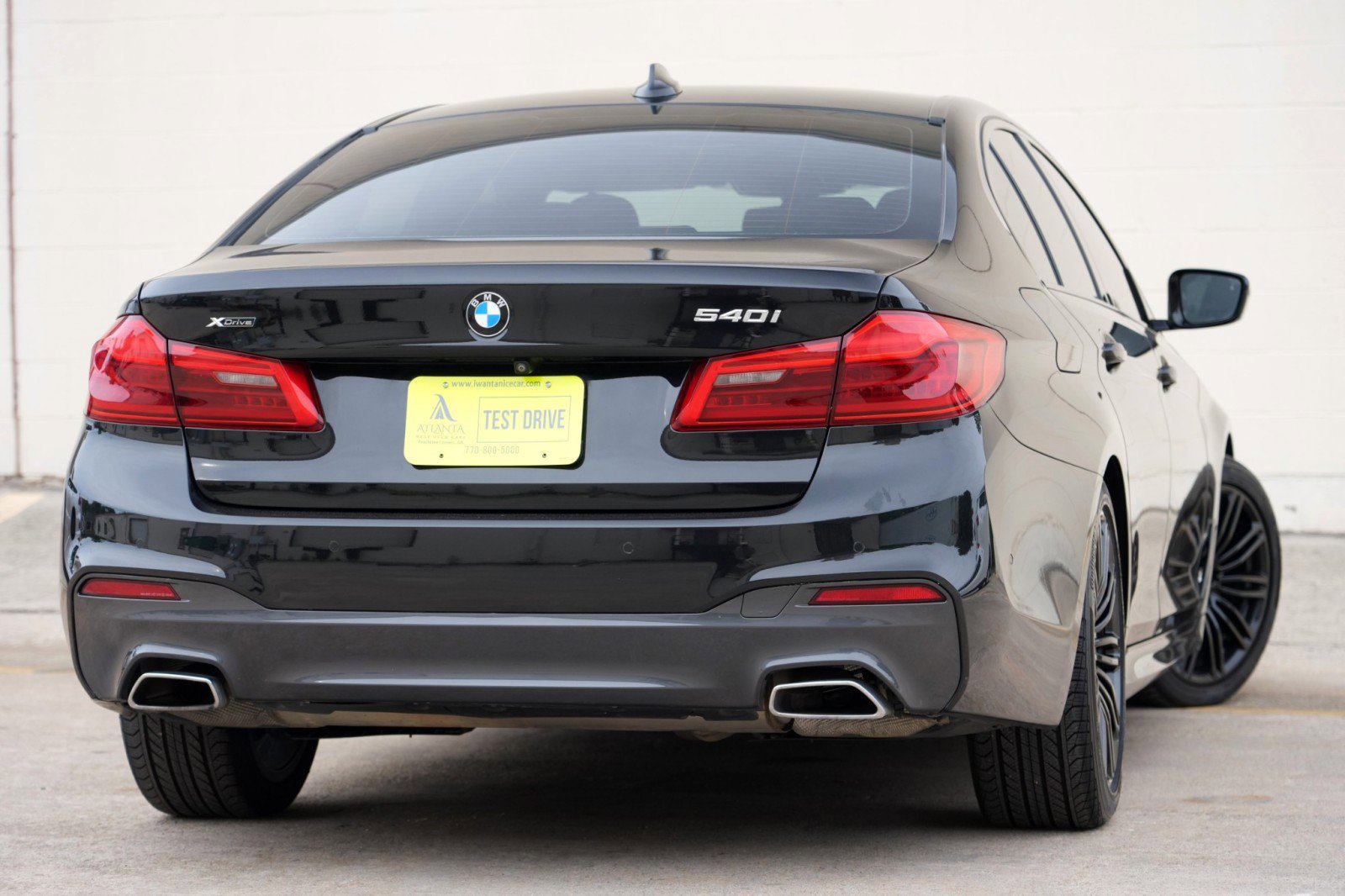 Used 2019 BMW 540i xDrive w/ M Sport Package AWD/4WD image 4