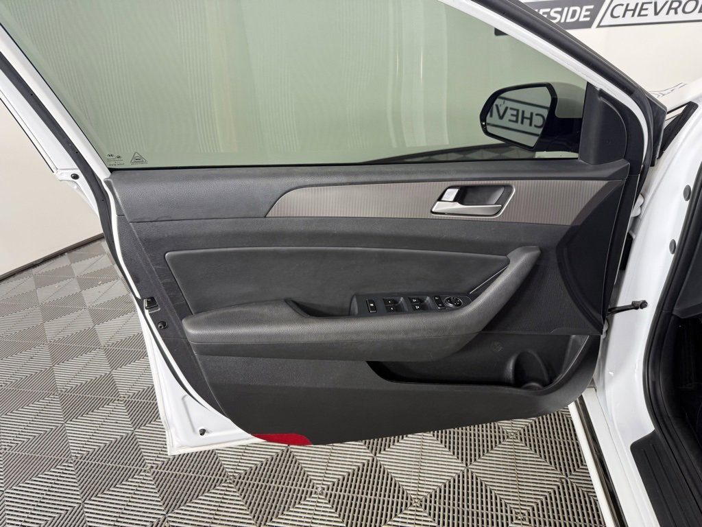 Used 2018 Hyundai Sonata Sport image 12