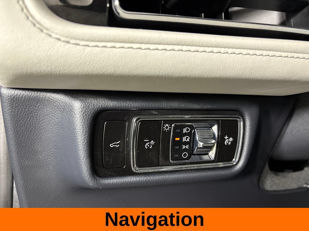 Used 2026 Lincoln Aviator 2WD image 14