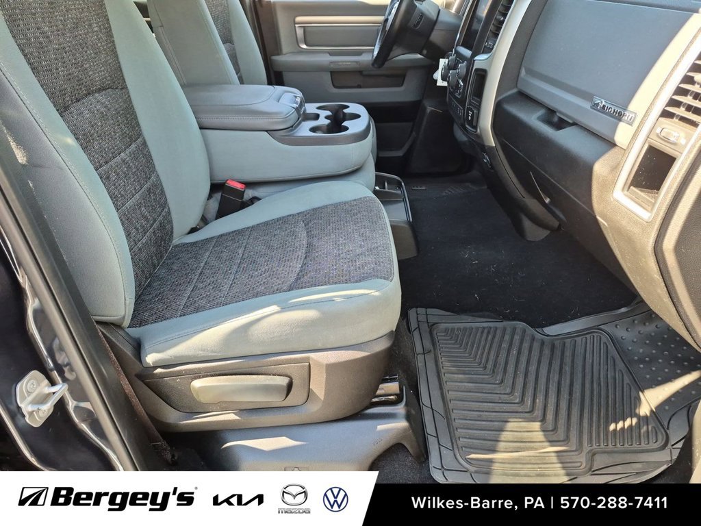 Used 2019 RAM 1500 Big Horn AWD/4WD image 34