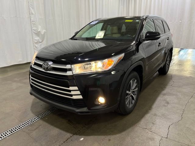 Certified 2017 Toyota Highlander XLE image 7