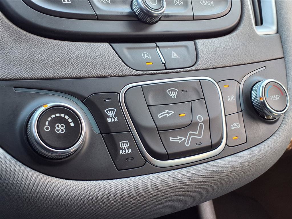 Used 2024 Chevrolet Malibu LS FWD image 23