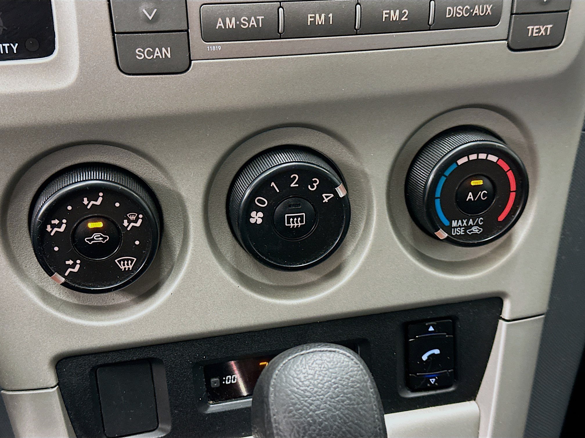 Used 2010 Toyota Matrix FWD image 22