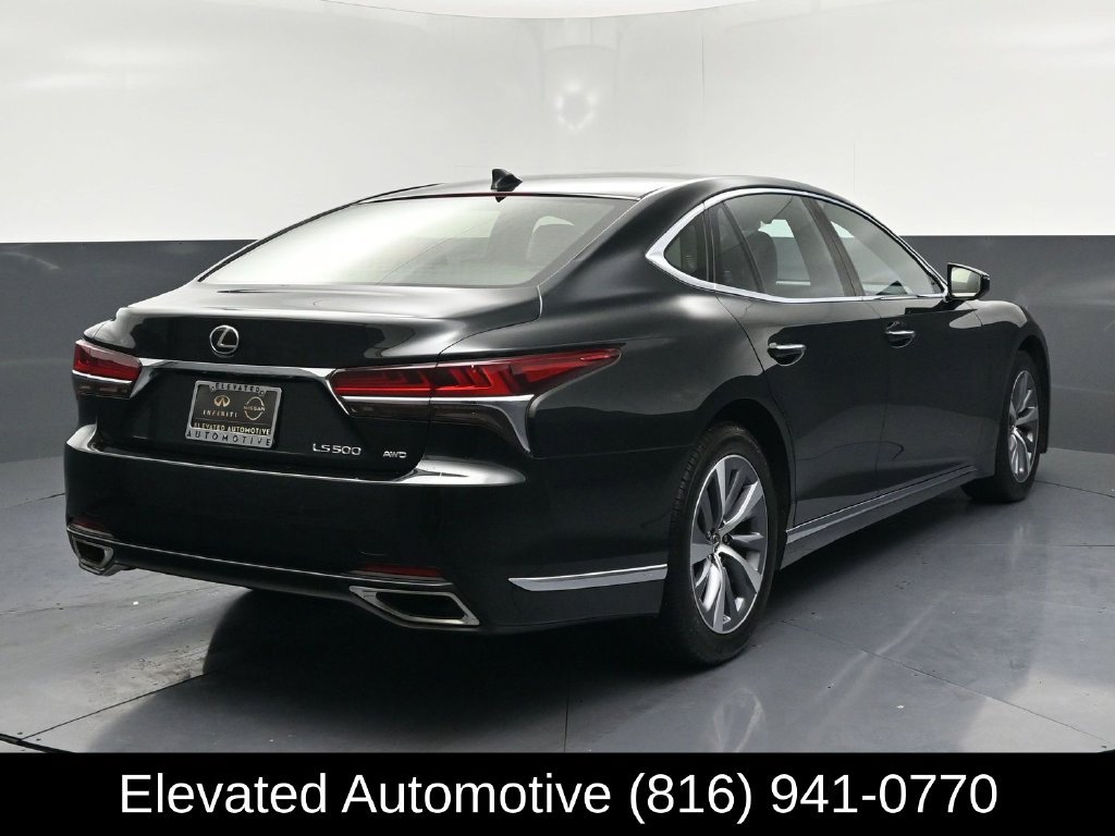 Used 2018 Lexus LS 500 AWD w/ Accessory Package (Z2) image 4