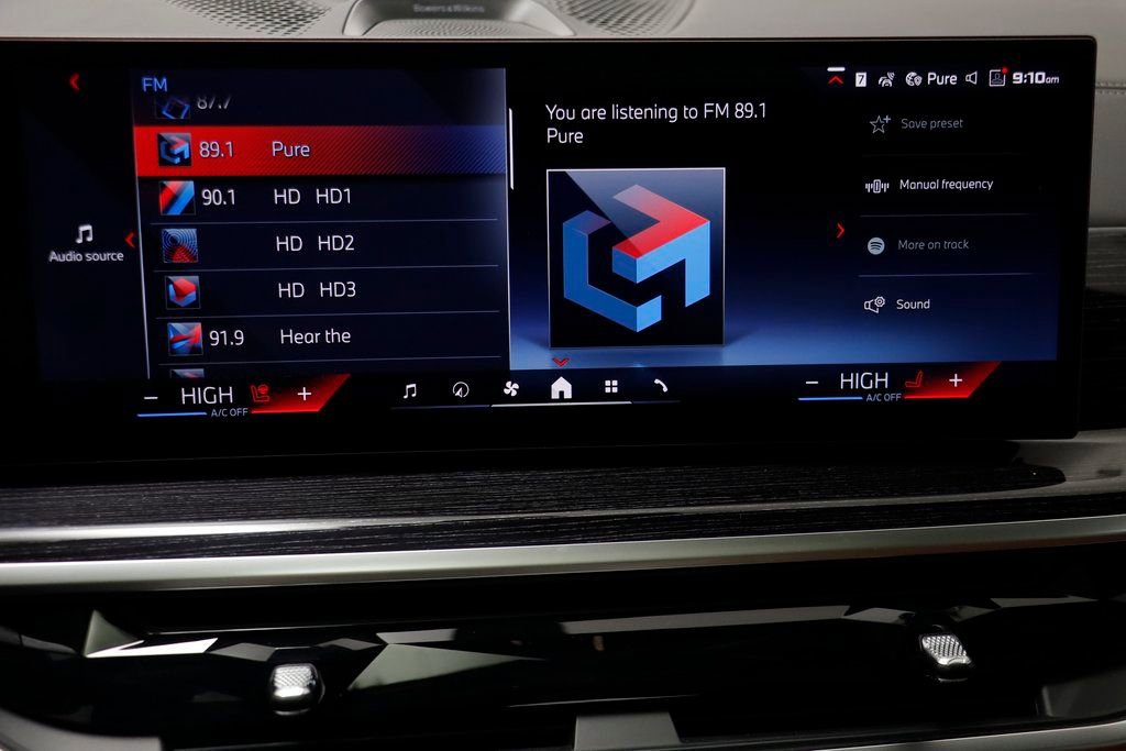 New 2026 BMW X7 M60i image 9