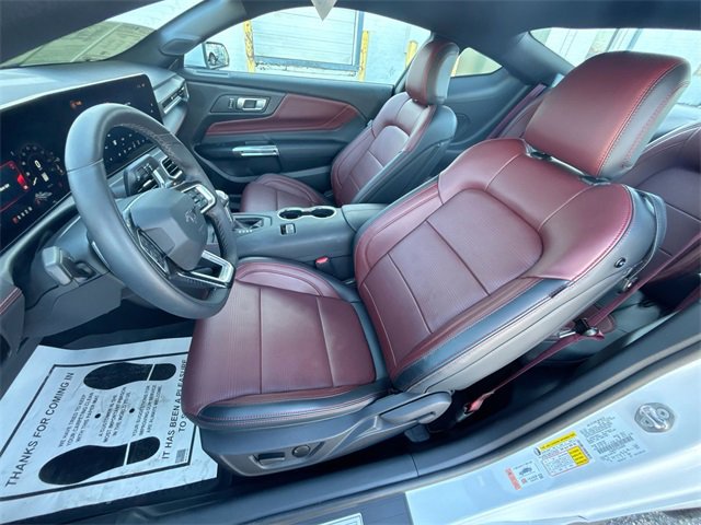 Used 2025 Ford Mustang GT Premium image 19