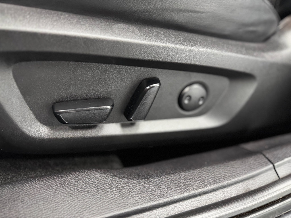 Used 2023 Mitsubishi Outlander SE image 15