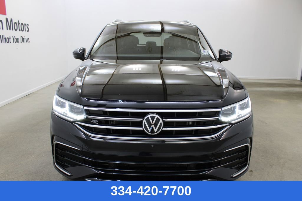 Certified 2022 Volkswagen Tiguan SEL R-Line image 5