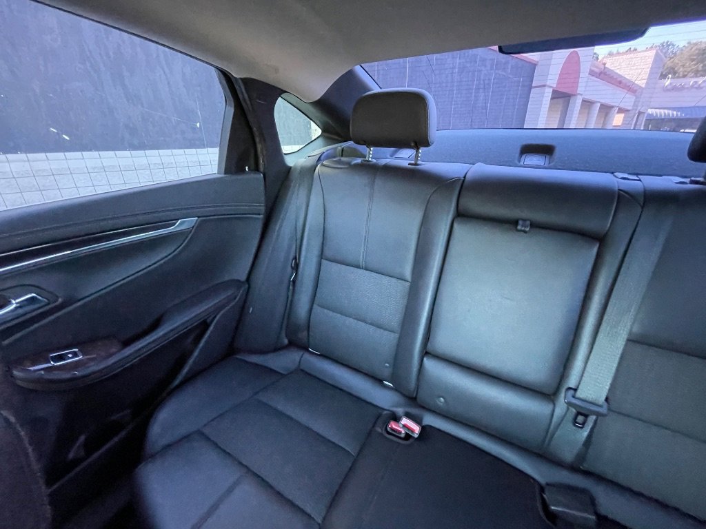 Used 2015 Chevrolet Impala LT FWD image 45