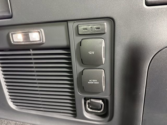 New 2025 Lincoln Navigator L Black Label image 32