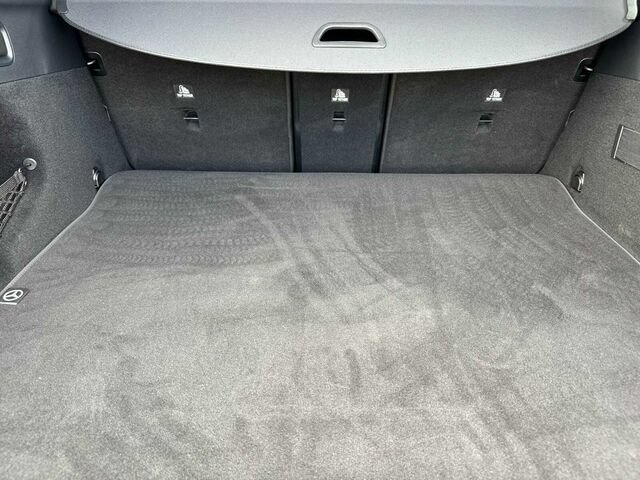 Certified 2026 Mercedes-Benz GLC 43 AMG 4MATIC image 17
