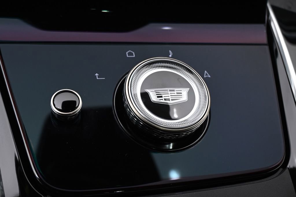 New 2025 Cadillac Escalade IQ Sport 1 w/ LPO, ONYX Package image 32