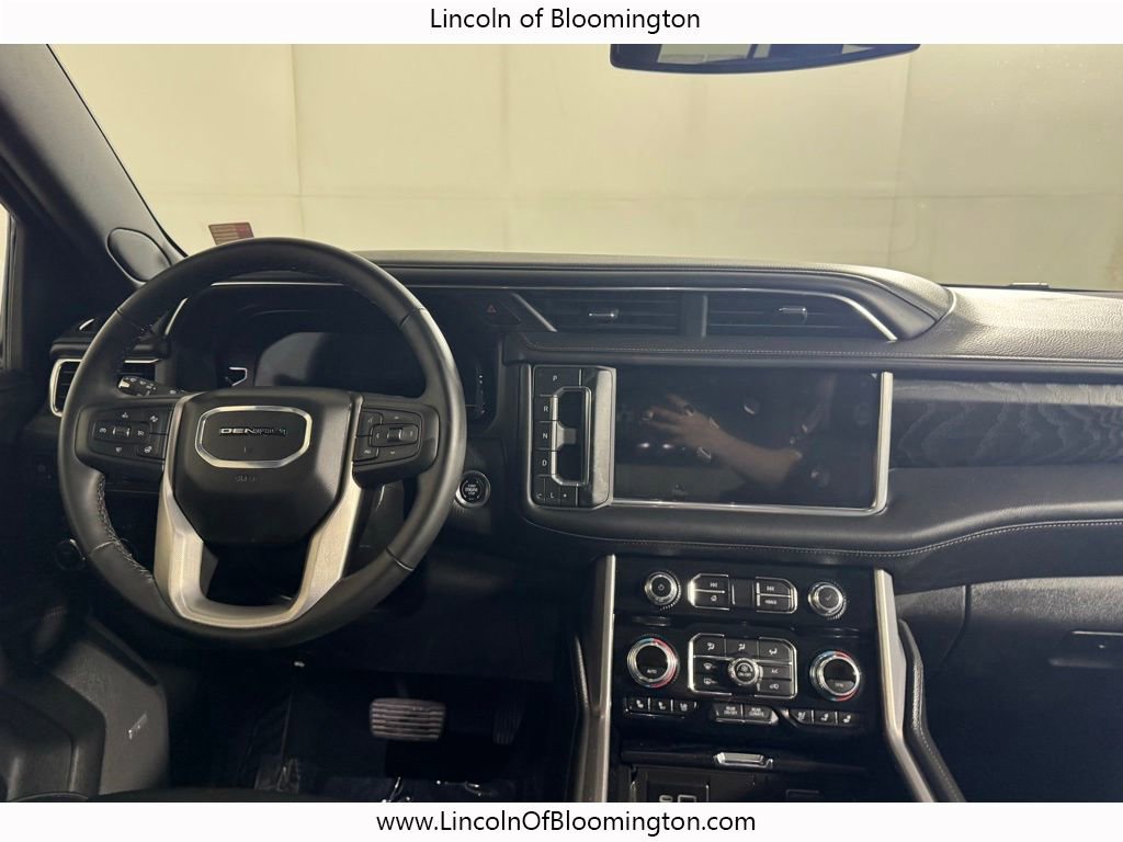 Used 2024 GMC Yukon Denali AWD/4WD image 28