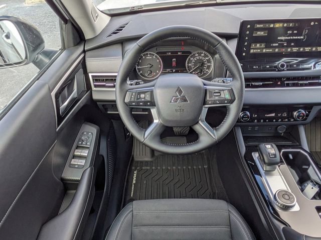 New 2025 Mitsubishi Outlander Trail Edition image 17